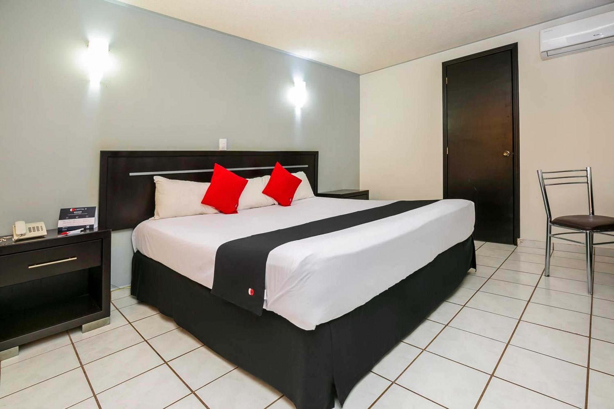 Capital O Hotel Victoria Morelia Exteriér fotografie